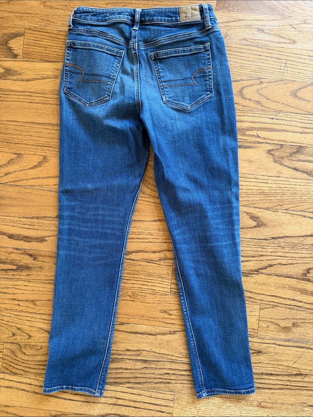 American Eagle Outfitters Hi-Rise Slim Jeans in Medium Blue Wash - Picture 7 of 8
